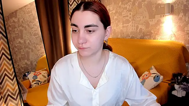 Snapshot of hannacheekss_ chatting on 06-05-26, 06:52 hannacheekss online show from 06-05-26, 06:52
