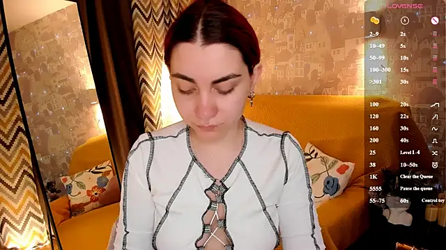 hannacheekss  online show from 07-07-26, 02:14