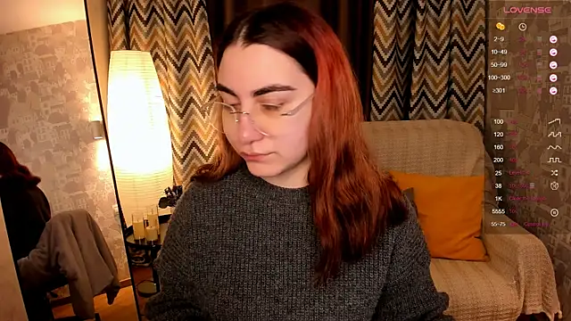 hannacheekss  online show from 11-06-25, 02:04