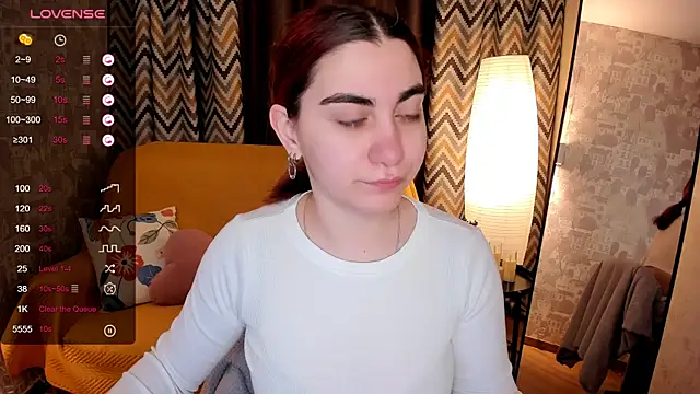 hannacheekss  online show from 02-26-26, 02:00