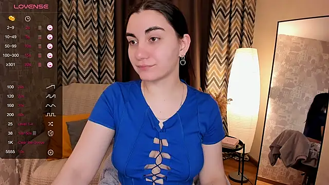 hannacheekss  online show from 03-01-25, 02:04