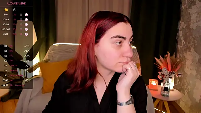 hannacheekss  online show from 12-03-25, 02:01