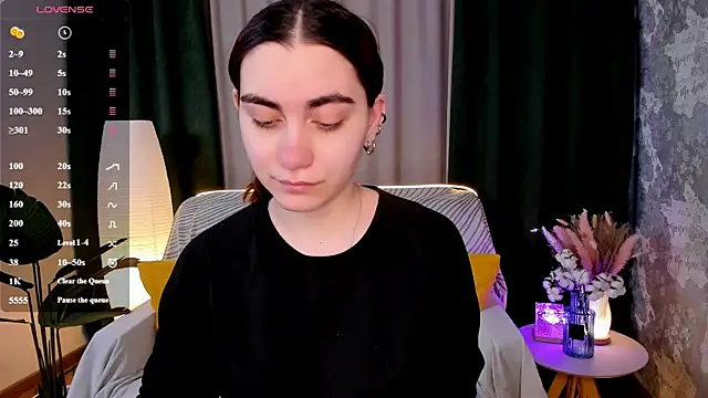 hannacheekss  online show from 03-19-26, 02:22