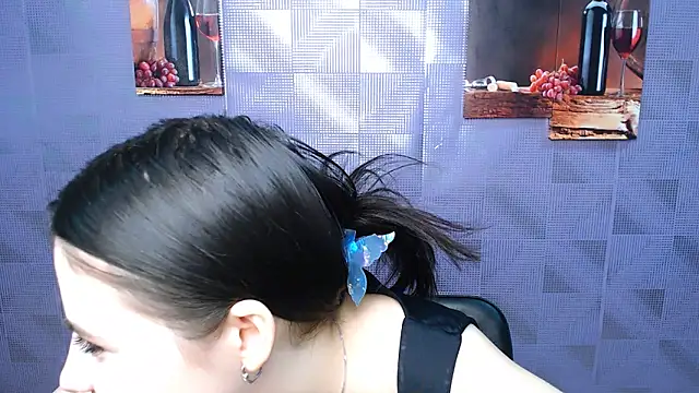 Snapshot of AliceSexyyy_ chatting on 03-10-25, 09:01 AliceSexyyy online show from 03-10-25, 09:01