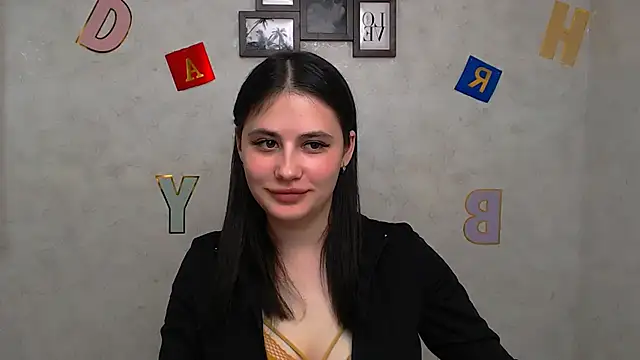 Snapshot of AliceSexyyy_ chatting on 03-02-25, 03:30 AliceSexyyy online show from 03-02-25, 03:30