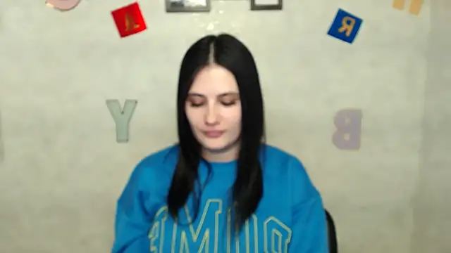 Snapshot of AliceSexyyy_ chatting on 02-17-25, 04:17 AliceSexyyy online show from 02-17-25, 04:17