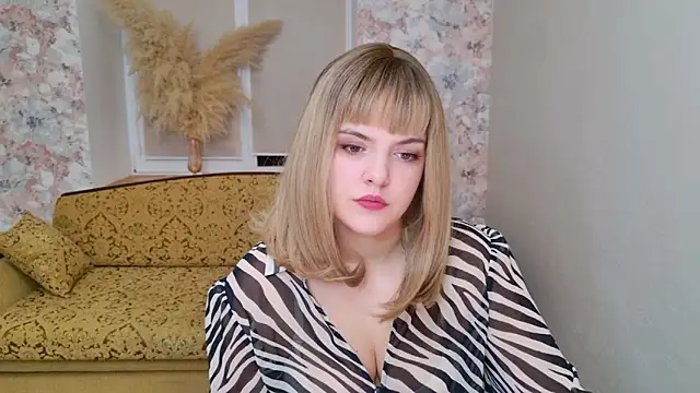 showmeparadise online show from 12-02-25, 04:30