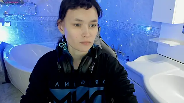 Emily Strikeee online show from 10-05-25, 10:17