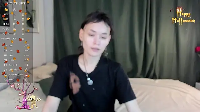 Emily Strikeee online show from 11-05-25, 09:45