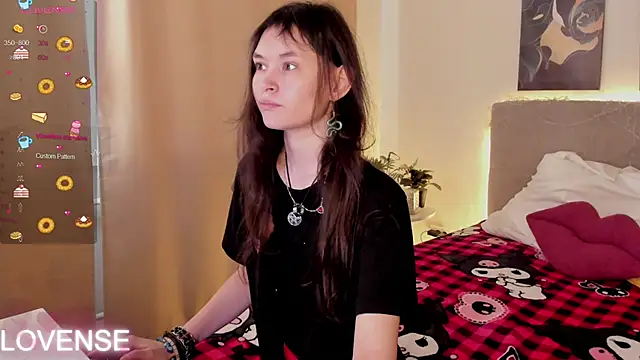 Emily Strikeee online show from 02-23-26, 04:03