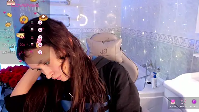 Emily Strikeee online show from 09-24-25, 10:11