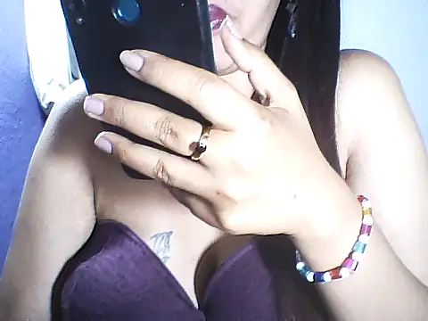 layanah12 online show from 01-13-26, 07:18