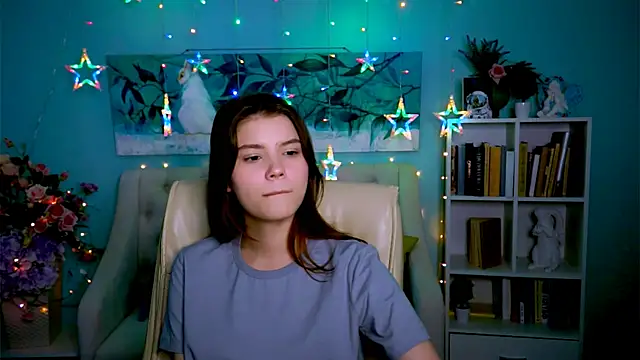 Snapshot of EvaThopson chatting on 03-04-25, 11:29 EvaThopson online show from 03-04-25, 11:29