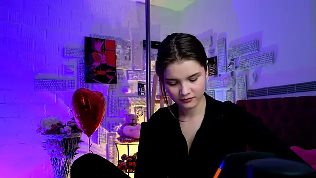 Snapshot of EvaThopson chatting on 02-13-25, 03:24 EvaThopson online show from 02-13-25, 03:24