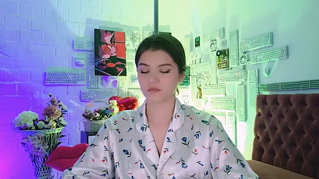 Snapshot of EvaThopson chatting on 02-26-25, 12:05 EvaThopson online show from 02-26-25, 12:05