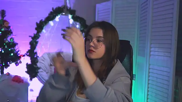 Snapshot of EvaThopson chatting on 12-25-24, 05:58 EvaThopson online show from 12-25-24, 05:58