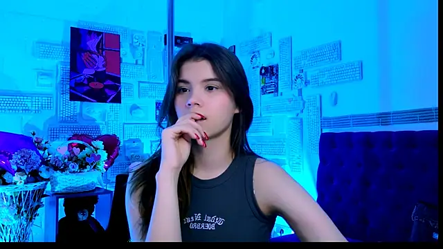 Snapshot of EvaThopson chatting on 03-06-25, 10:30 EvaThopson online show from 03-06-25, 10:30