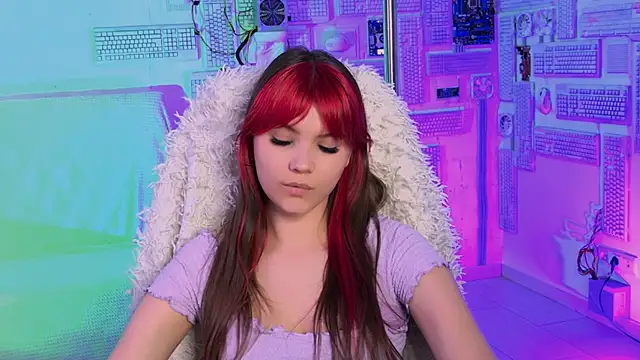 Snapshot of EvaThopson chatting on 05-22-26, 12:58 EvaThopson online show from 05-22-26, 12:58