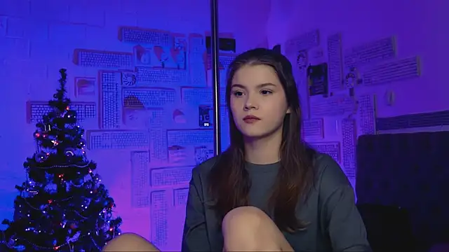 Snapshot of EvaThopson chatting on 01-19-25, 12:06 EvaThopson online show from 01-19-25, 12:06