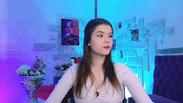 Snapshot of EvaThopson chatting on 02-19-25, 12:22 EvaThopson online show from 02-19-25, 12:22