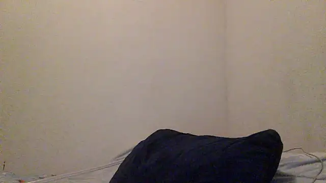 Snapshot of Hxnsovrgon chatting on 06-20-26, 04:06 Hxnsovrgon online show from 06-20-26, 04:06