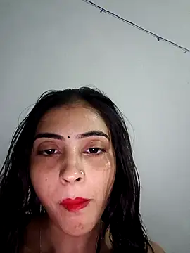 Snapshot of pikubaby chatting on 02-25-25, 06:44 pikubaby online show from 02-25-25, 06:44