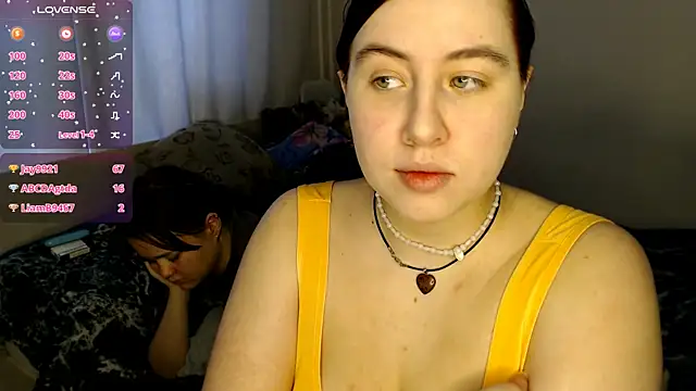 BettyandRich  online show from 03-10-25, 01:00