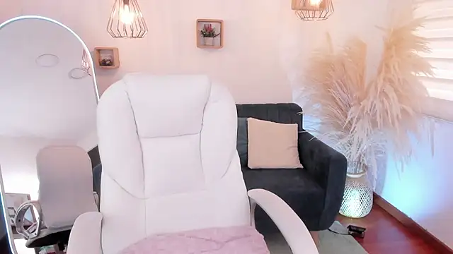 Escarlett Wii online show from 10-16-25, 01:30