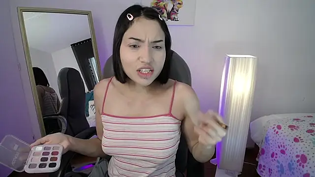 Escarlett Wii online show from 03-22-25, 01:19