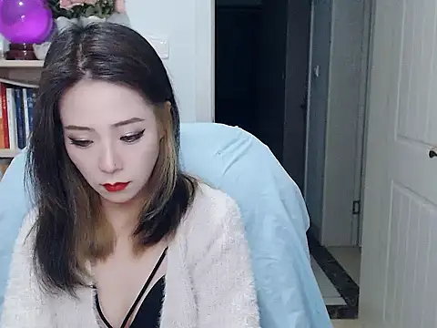 Snapshot of SuSushi728 chatting on 04-30-26, 03:08 SuSushi728 online show from 04-30-26, 03:08
