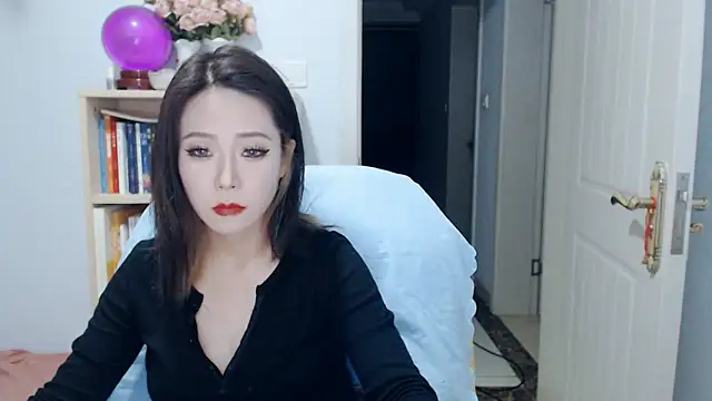 Snapshot of SuSushi728 chatting on 05-24-26, 03:12 SuSushi728 online show from 05-24-26, 03:12