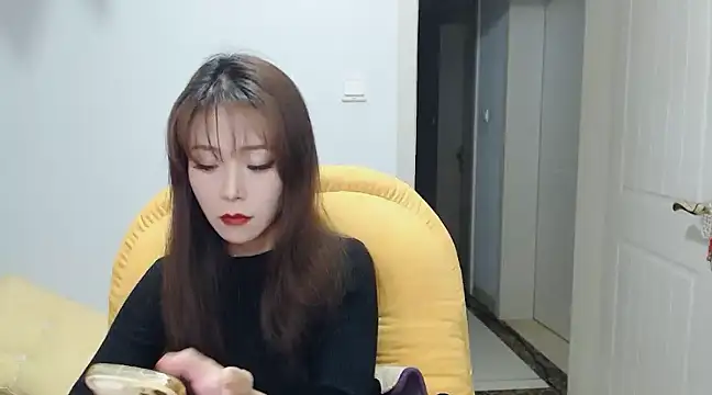 Snapshot of SuSushi728 chatting on 01-15-25, 02:45 SuSushi728 online show from 01-15-25, 02:45