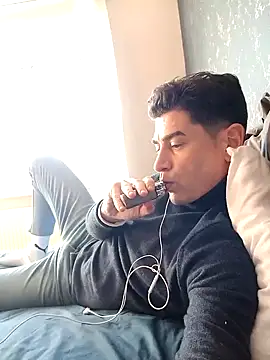 ElyasMatt online show from 01-11-25, 01:22