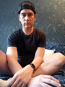 ElyasMatt online show from 02-13-26, 03:01