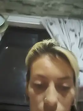 Snapshot of Tefannyy_ chatting on 07-24-26, 02:29 Tefannyy online show from 07-24-26, 02:29