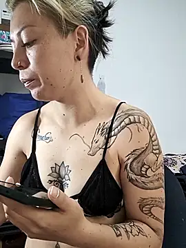 Tefannyy  online show from 04-07-26, 02:41