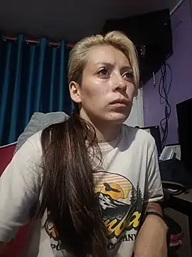 Snapshot of Tefannyy_ chatting on 05-21-26, 05:16 Tefannyy online show from 05-21-26, 05:16