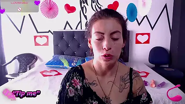 Tefannyy  online show from 02-10-25, 03:21