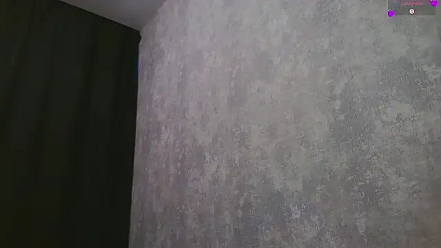 Snapshot of HolySinner83 chatting on 06-12-26, 05:21 HolySinner83 online show from 06-12-26, 05:21