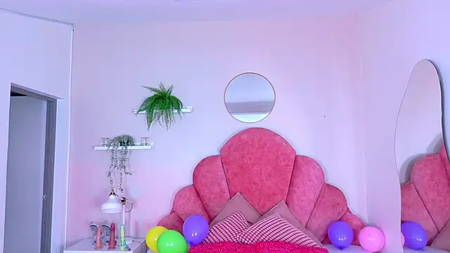 Snapshot of ChanelAdamss_ chatting on 11-29-25, 03:06 ChanelAdamss online show from 11-29-25, 03:06