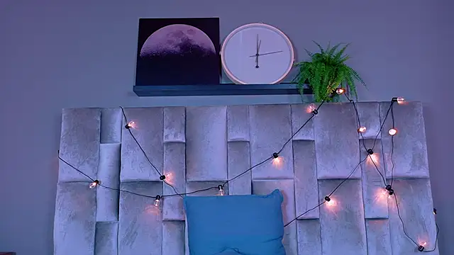 Snapshot of ChanelAdamss_ chatting on 11-11-25, 03:12 ChanelAdamss online show from 11-11-25, 03:12