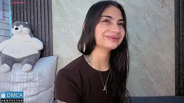 SolBeaumont1 online show from 10-28-25, 07:46