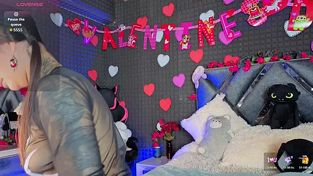 SolBeaumont1 online show from 02-16-26, 07:12