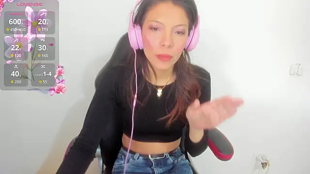 Snapshot of Selenakyle92_ chatting on 03-03-26, 05:09 Selenakyle92 online show from 03-03-26, 05:09