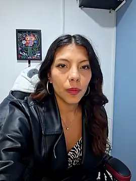 Selenakyle92  online show from 12-03-24, 10:56