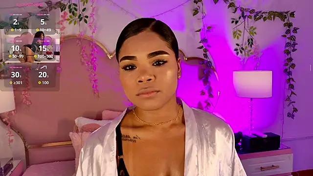 NahiaraReina online show from 03-15-26, 01:18