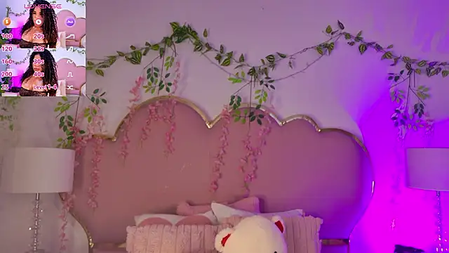 NahiaraReina online show from 03-26-26, 01:42