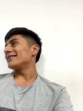 The  Rodriguez online show from 12-23-25, 07:40