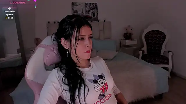 yenny garcia online show from 03-24-26, 03:01