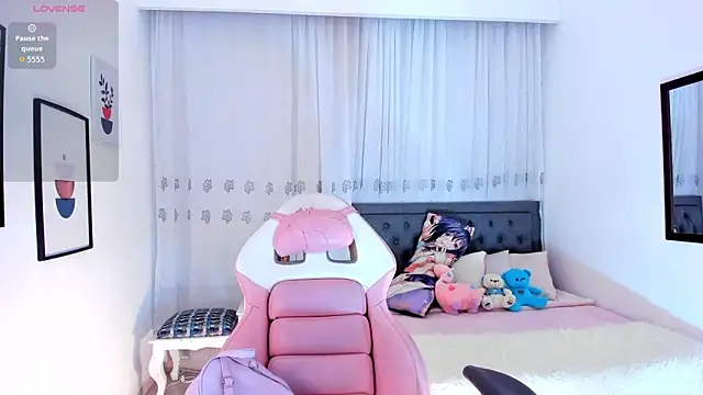 yenny garcia online show from 02-28-26, 01:22